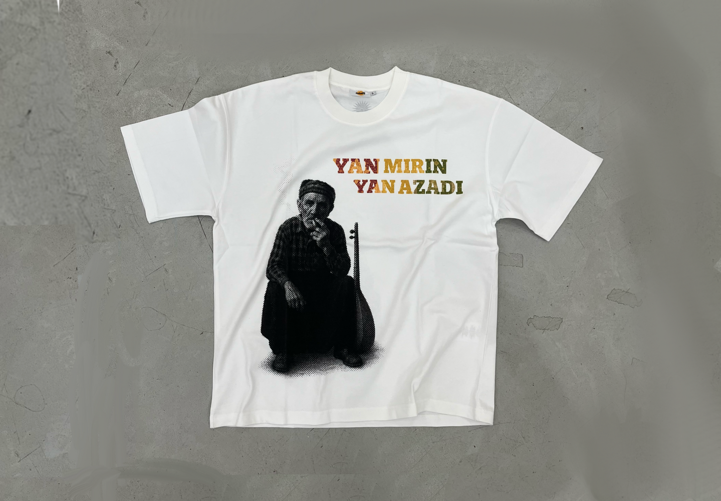 bapîr tshirt x yan mirin yan azadi